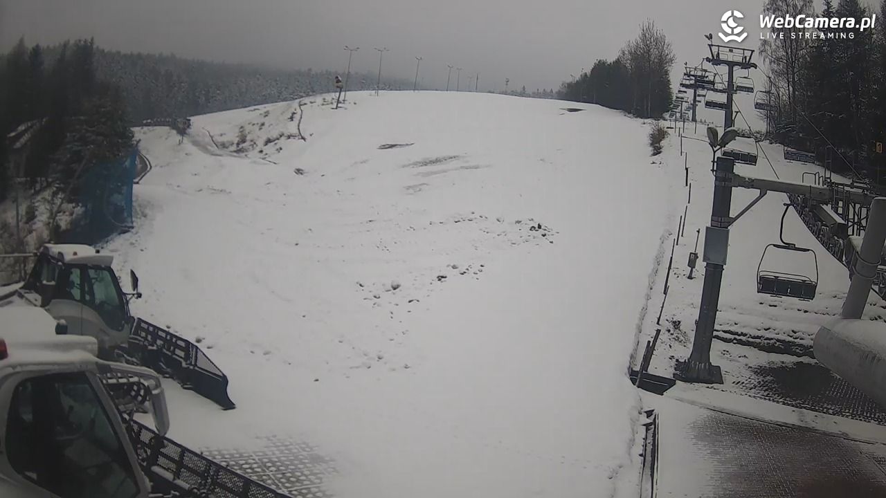 Wierchomla - widok z dolnej stacji - 28 marzec 2026, 06:02