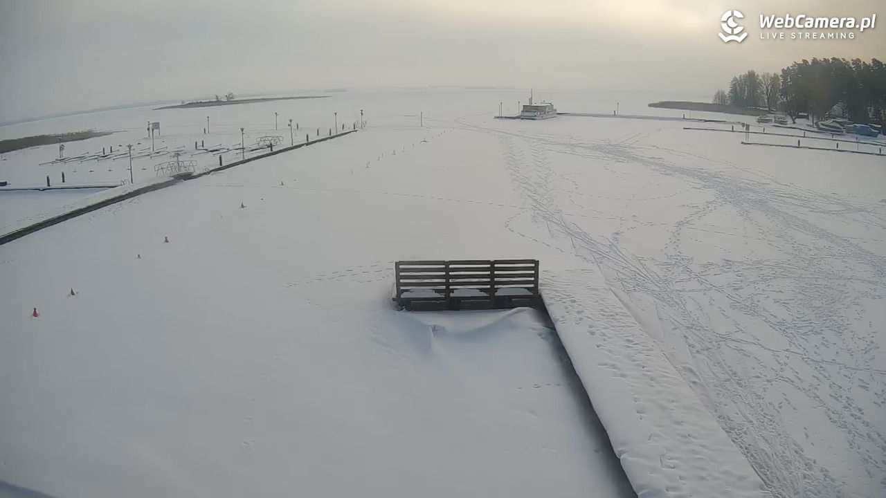 Wilkasy - widok na Jezioro Niegocin - 09 luty 2026, 08:30