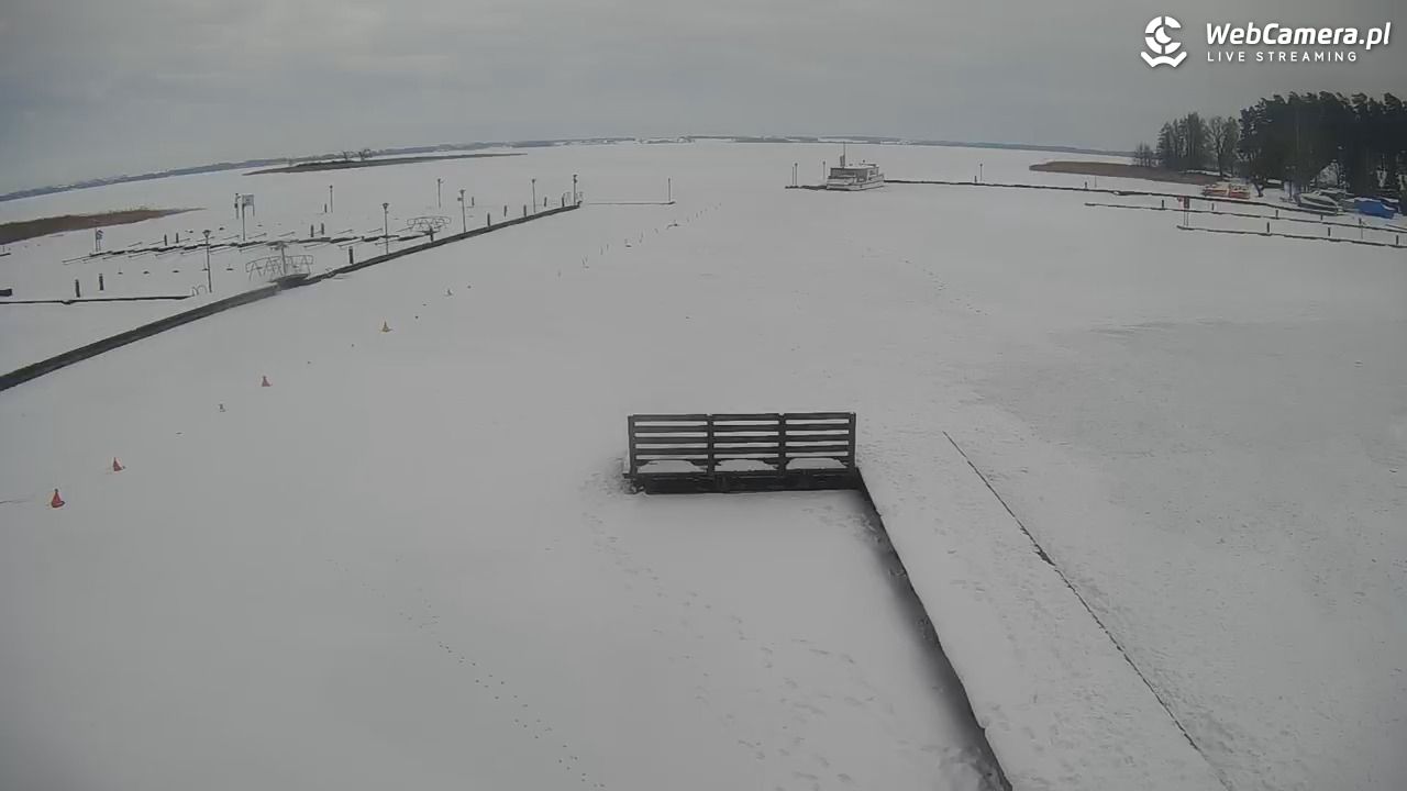 Wilkasy - widok na Jezioro Niegocin - 04 luty 2026, 10:52