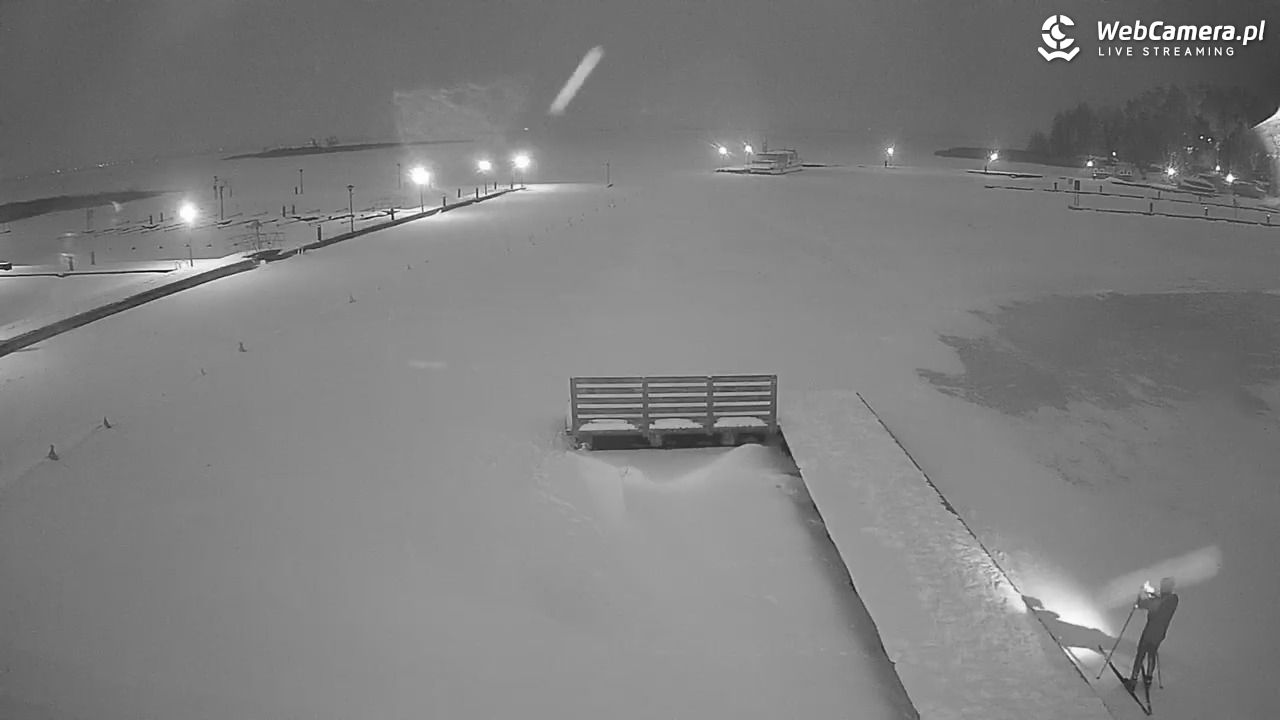 Wilkasy - widok na Jezioro Niegocin - 06 luty 2026, 06:27