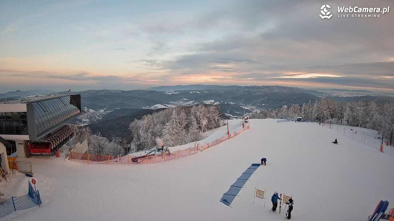 Jaworzyna Krynicka - widok na kolej Harnaś Express NOWOŚĆ - 09 styczeń 2026, 15:47