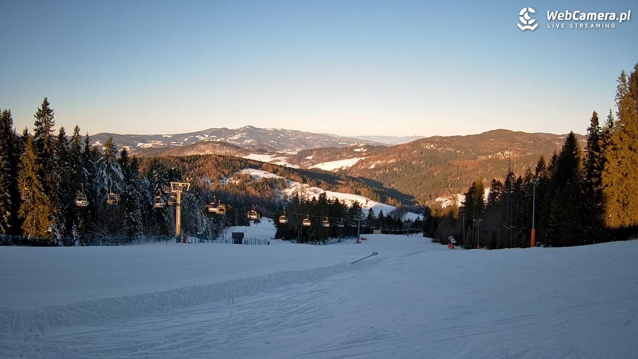 Wierchomla - widok na trasy - 18 styczeń 2026, 08:40