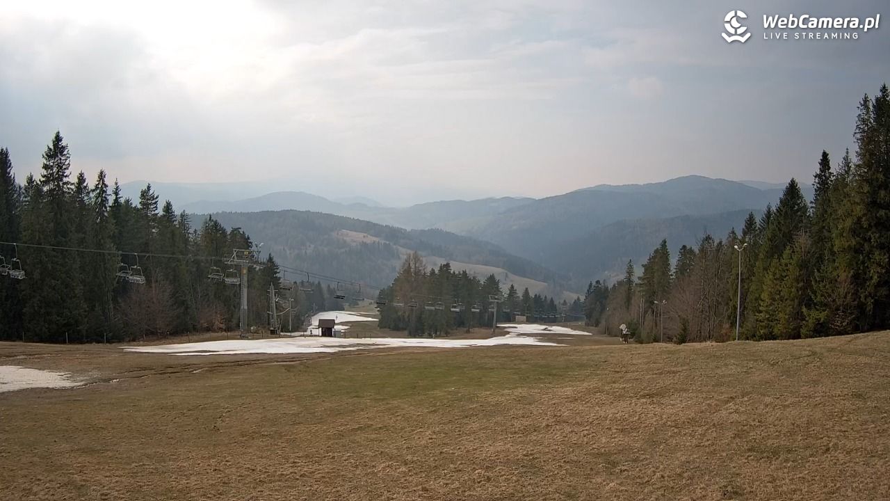 Wierchomla - widok na trasy - 16 kwiecień 2026, 15:44