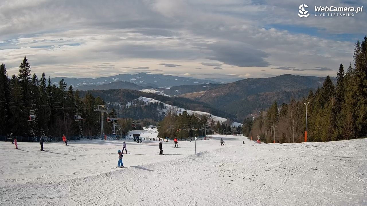 Wierchomla - widok na trasy - 21 luty 2026, 13:51