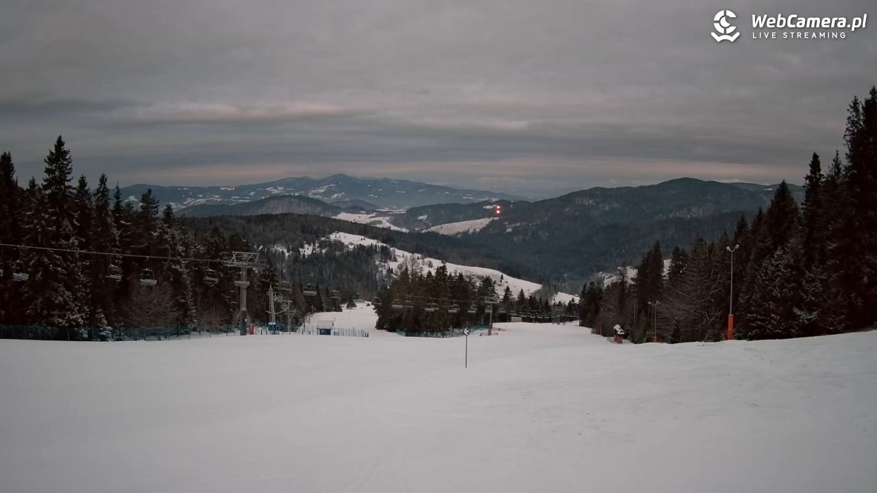 Wierchomla - widok na trasy - 22 luty 2026, 06:06