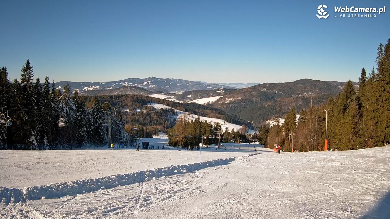 Wierchomla - widok na trasy - 18 styczeń 2026, 10:44