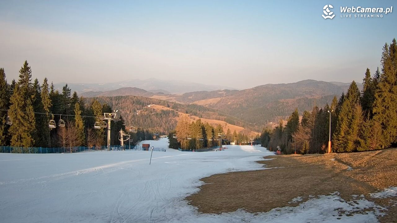 Wierchomla - widok na trasy - 04 marzec 2026, 07:52
