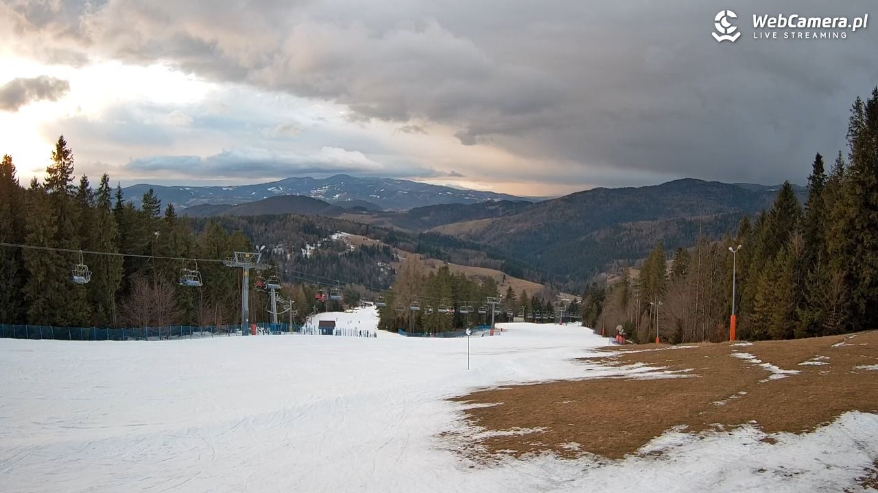 Wierchomla - widok na trasy - 23 luty 2026, 16:47