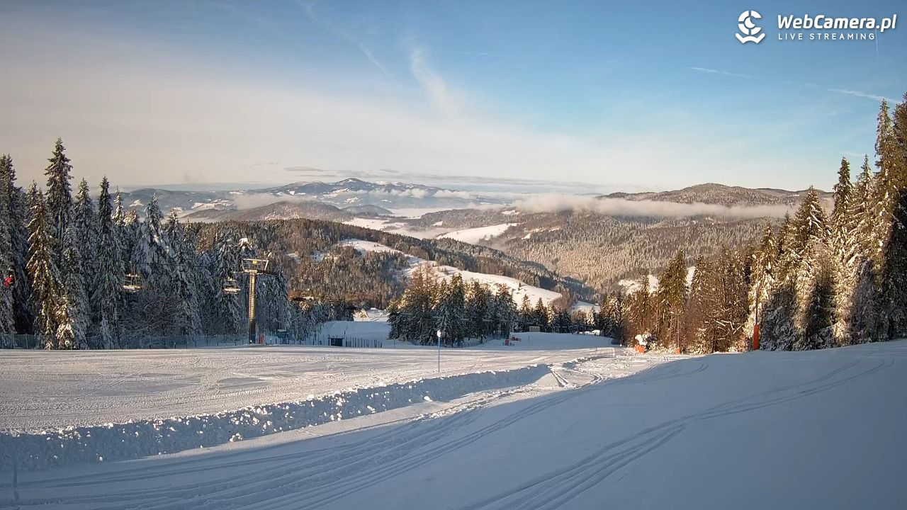 Wierchomla - widok na trasy - 15 styczeń 2026, 09:36