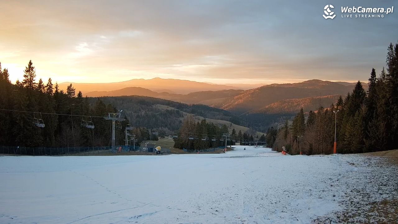 Wierchomla - widok na trasy - 17 grudzień 2025, 15:20