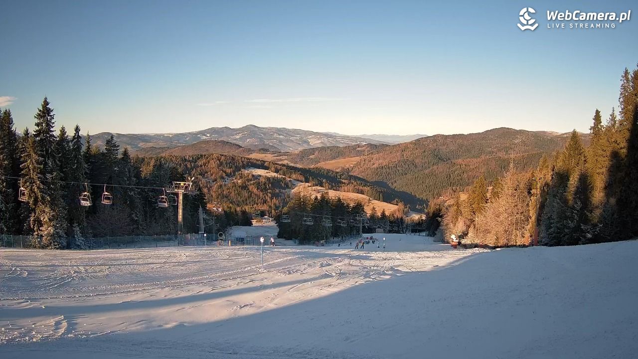 Wierchomla - widok na trasy - 27 grudzień 2025, 09:24