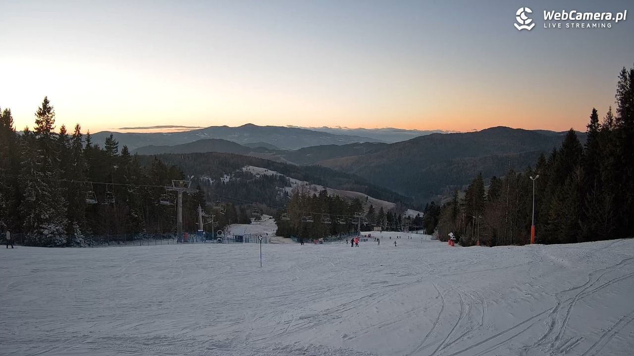 Wierchomla - widok na trasy - 27 grudzień 2025, 15:49