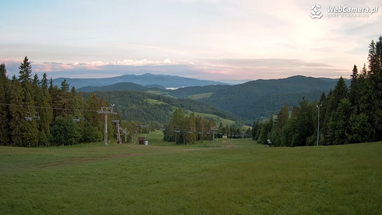 Wierchomla - widok na trasy - 07 czerwiec 2026, 04:46