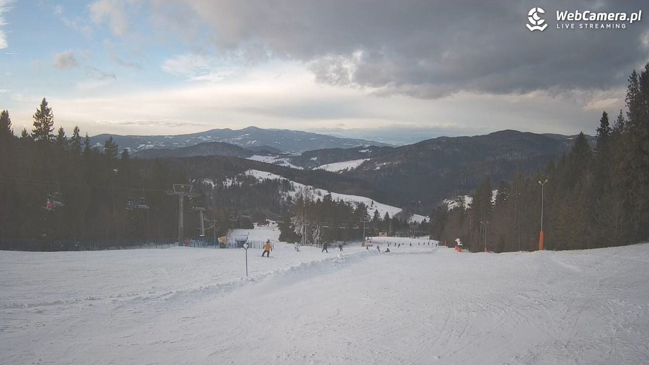 Wierchomla - widok na trasy - 02 styczeń 2026, 14:14