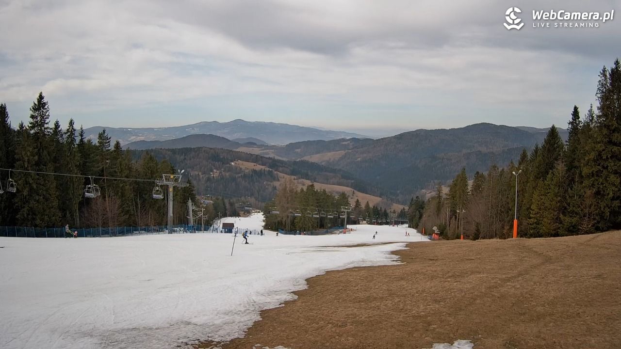 Wierchomla - widok na trasy - 08 marzec 2026, 10:42