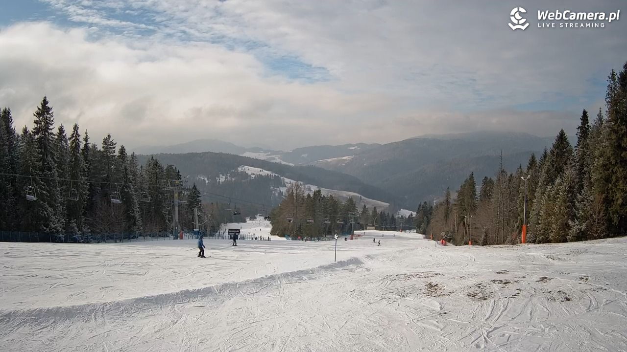 Wierchomla - widok na trasy - 09 luty 2026, 14:07