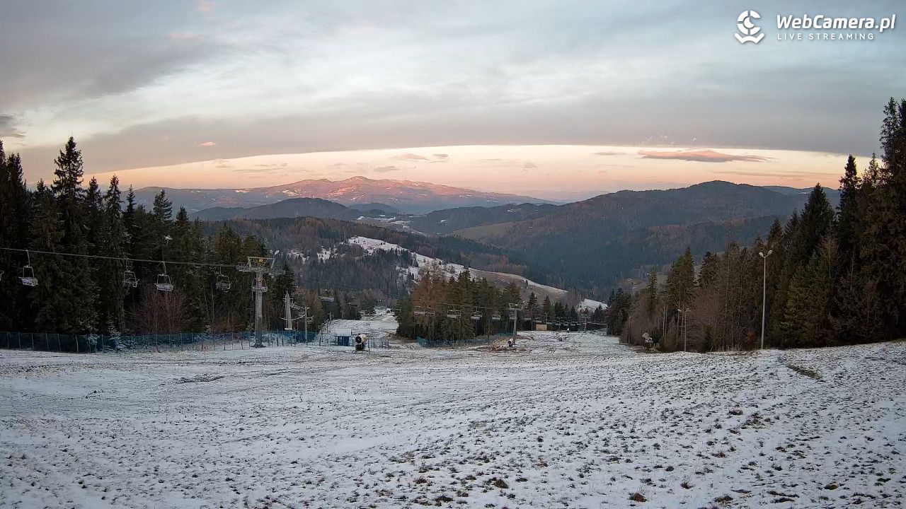 Wierchomla - widok na trasy - 20 listopad 2025, 07:11