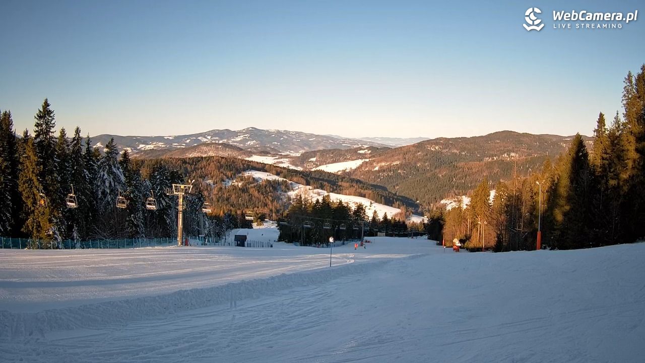 Wierchomla - widok na trasy - 18 styczeń 2026, 09:12
