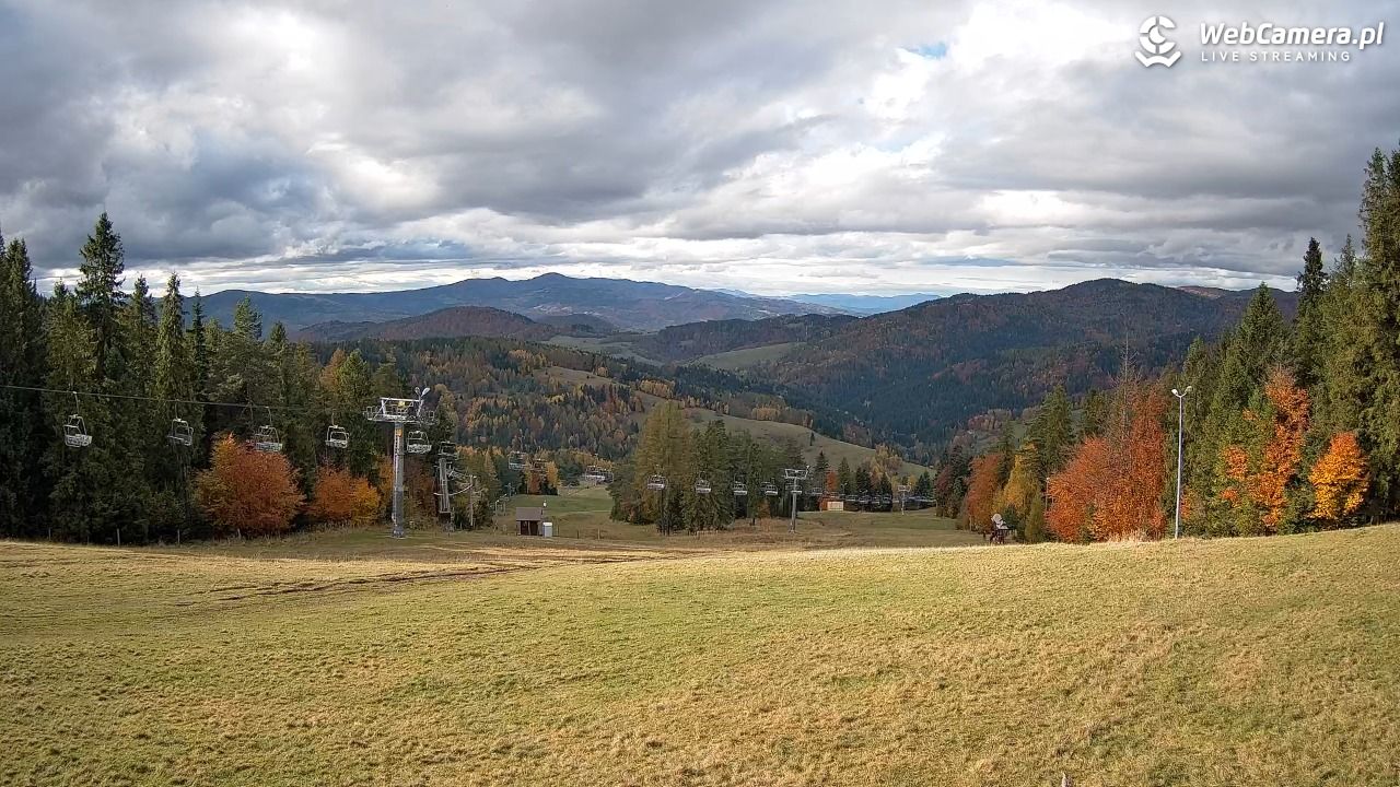 Wierchomla - widok na trasy - 26 październik 2025, 13:09