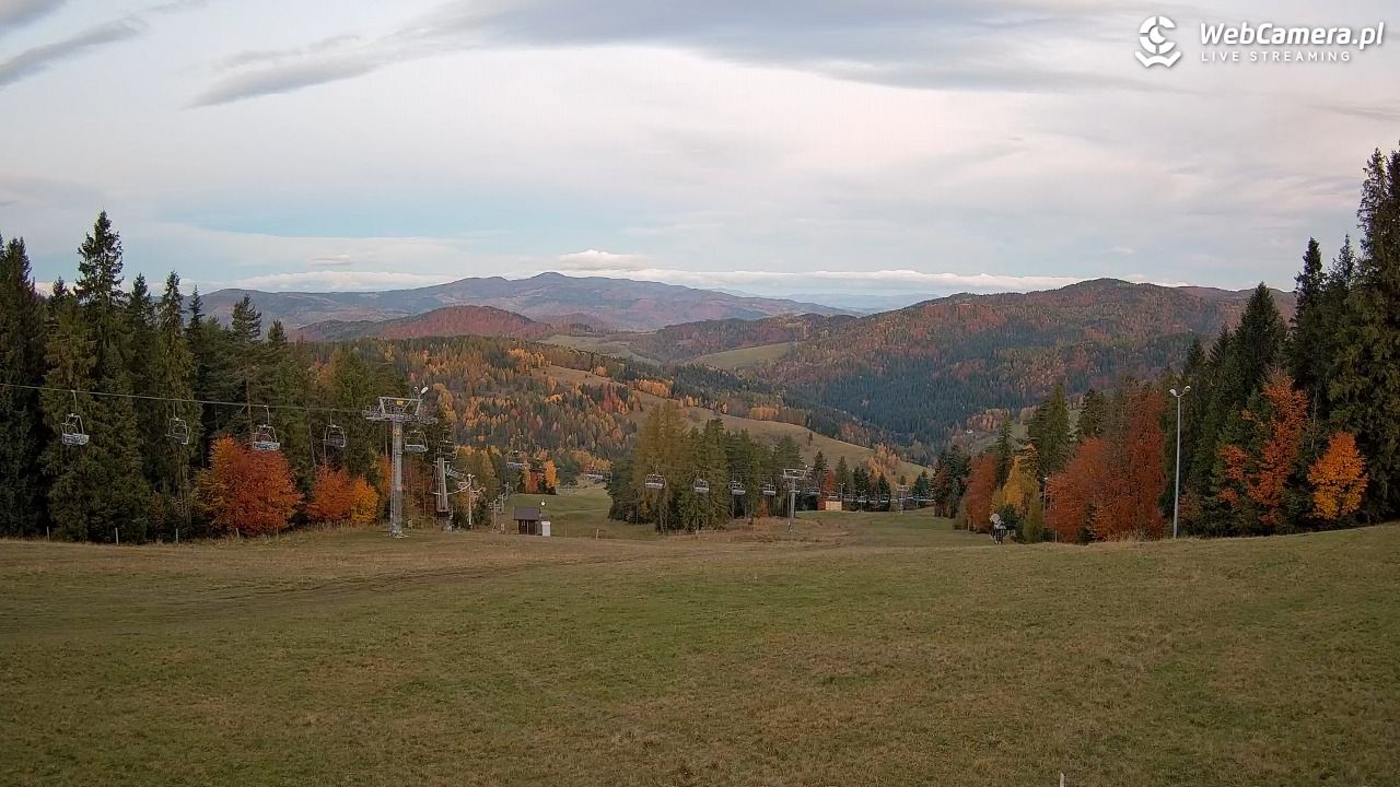 Wierchomla - widok na trasy - 27 październik 2025, 06:05