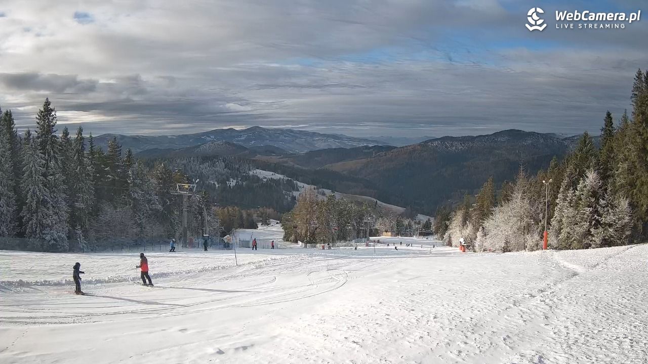 Wierchomla - widok na trasy - 26 grudzień 2025, 13:22