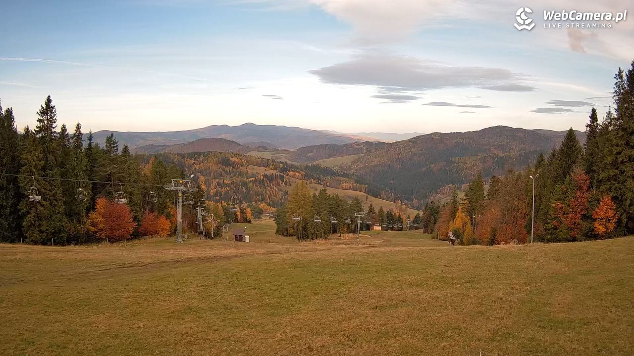 Wierchomla - widok na trasy - 30 październik 2025, 07:29