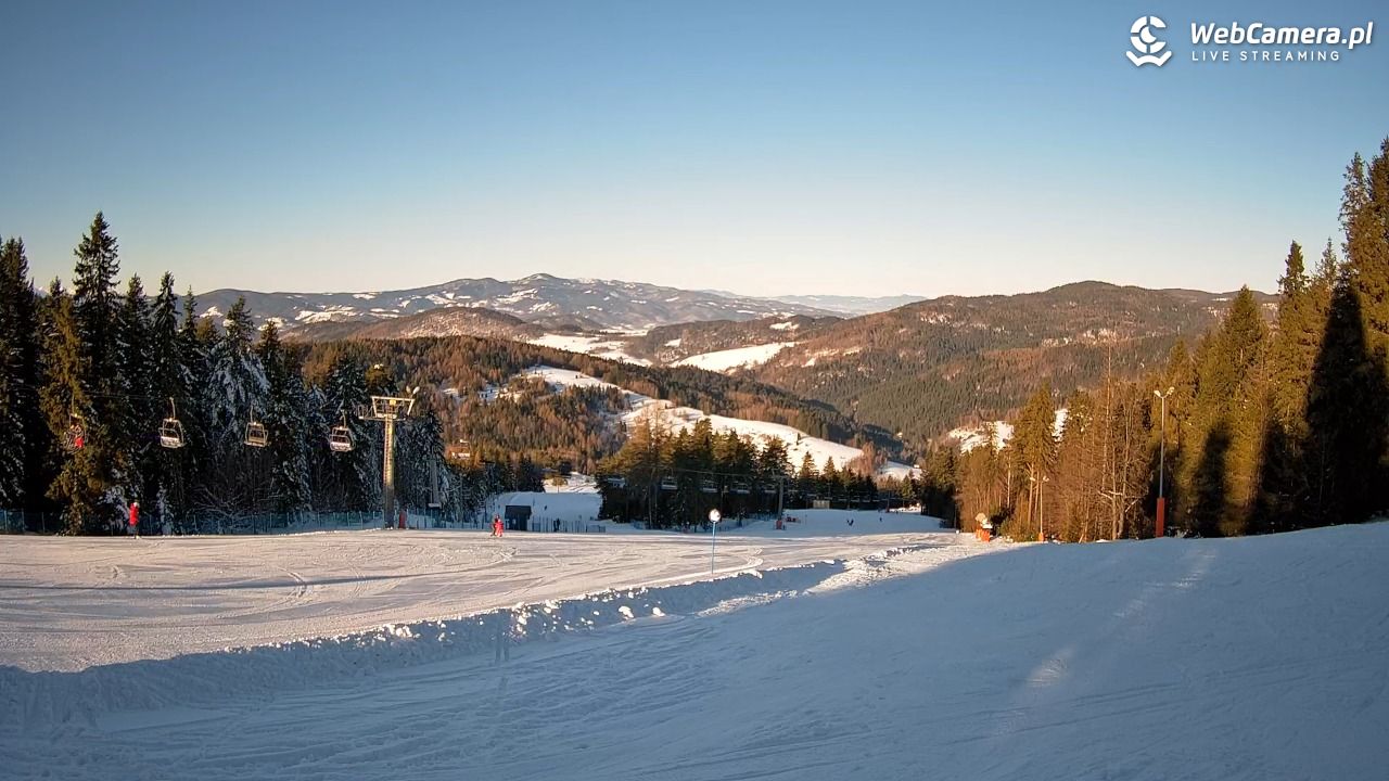 Wierchomla - widok na trasy - 18 styczeń 2026, 09:29