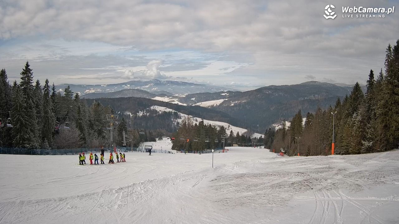 Wierchomla - widok na trasy - 17 luty 2026, 11:33