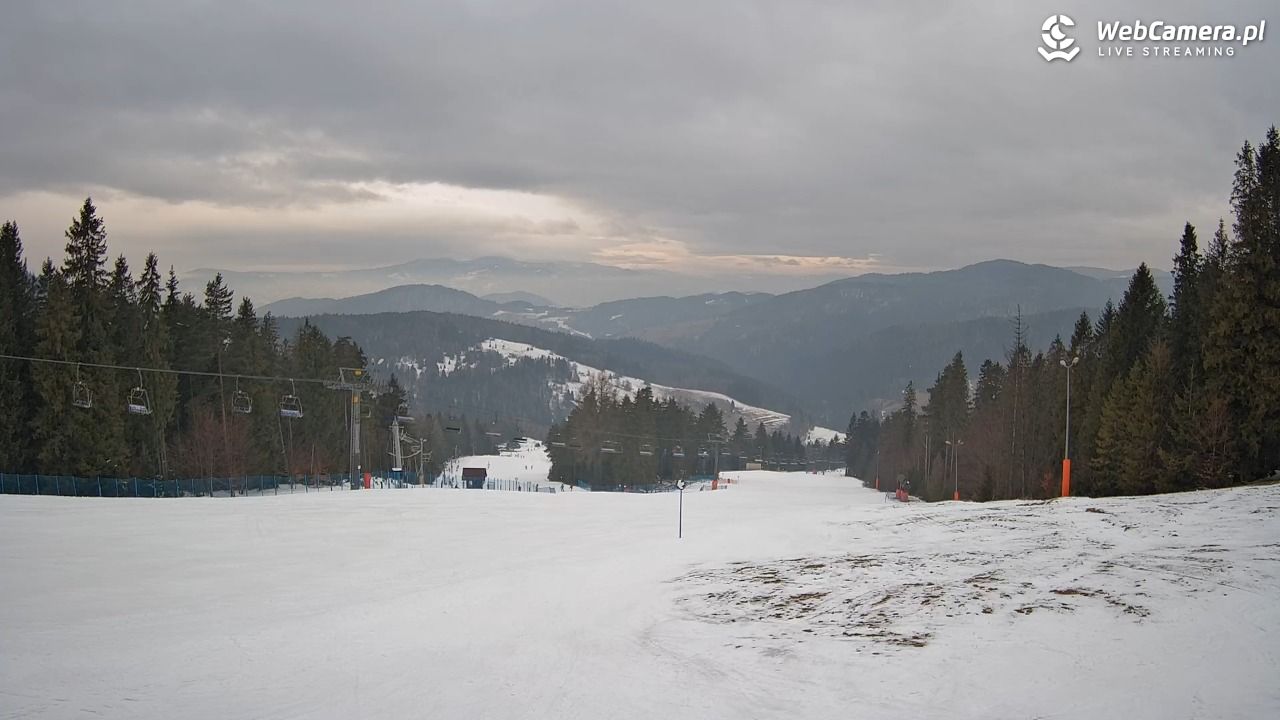 Wierchomla - widok na trasy - 22 luty 2026, 16:21