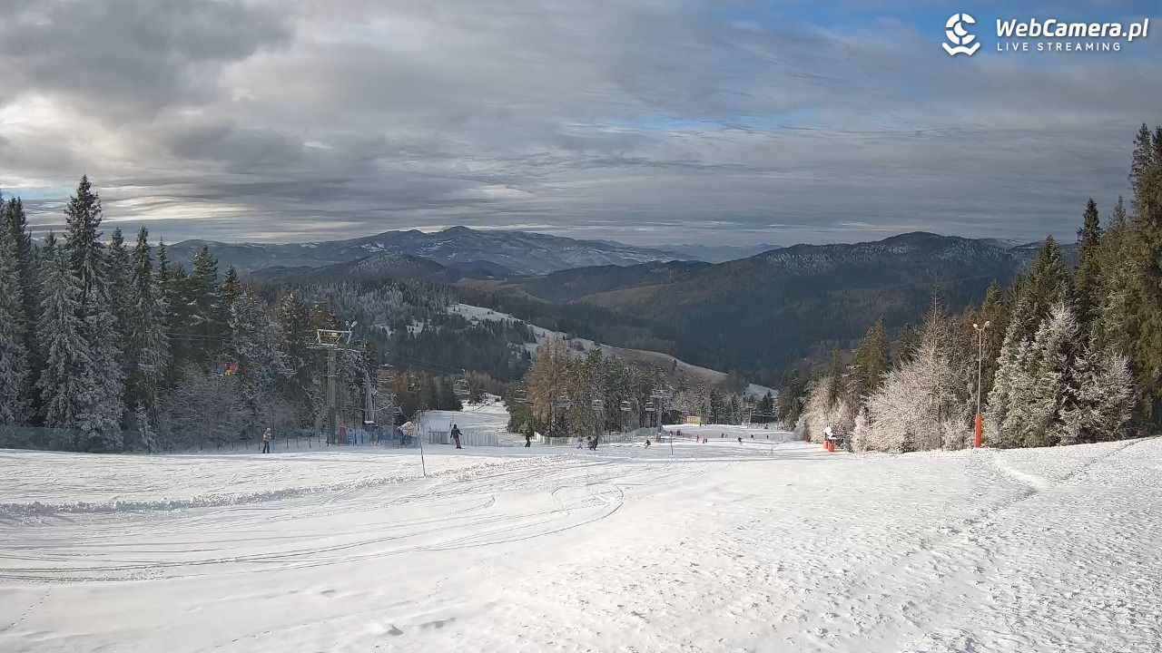 Wierchomla - widok na trasy - 26 grudzień 2025, 13:21