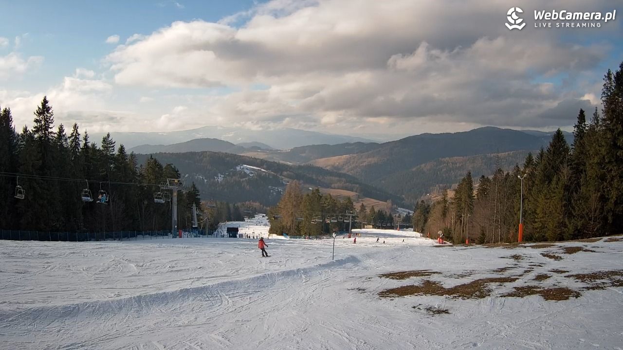 Wierchomla - widok na trasy - 10 luty 2026, 13:57