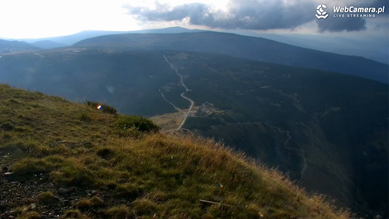 ŚNIEŻKA - widok z 1603 m n.p.m. - 12 wresień 2026, 17:43