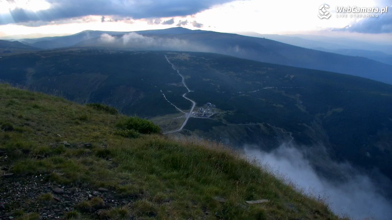 ŚNIEŻKA - widok z 1603 m n.p.m. - 08 wresień 2025, 17:54
