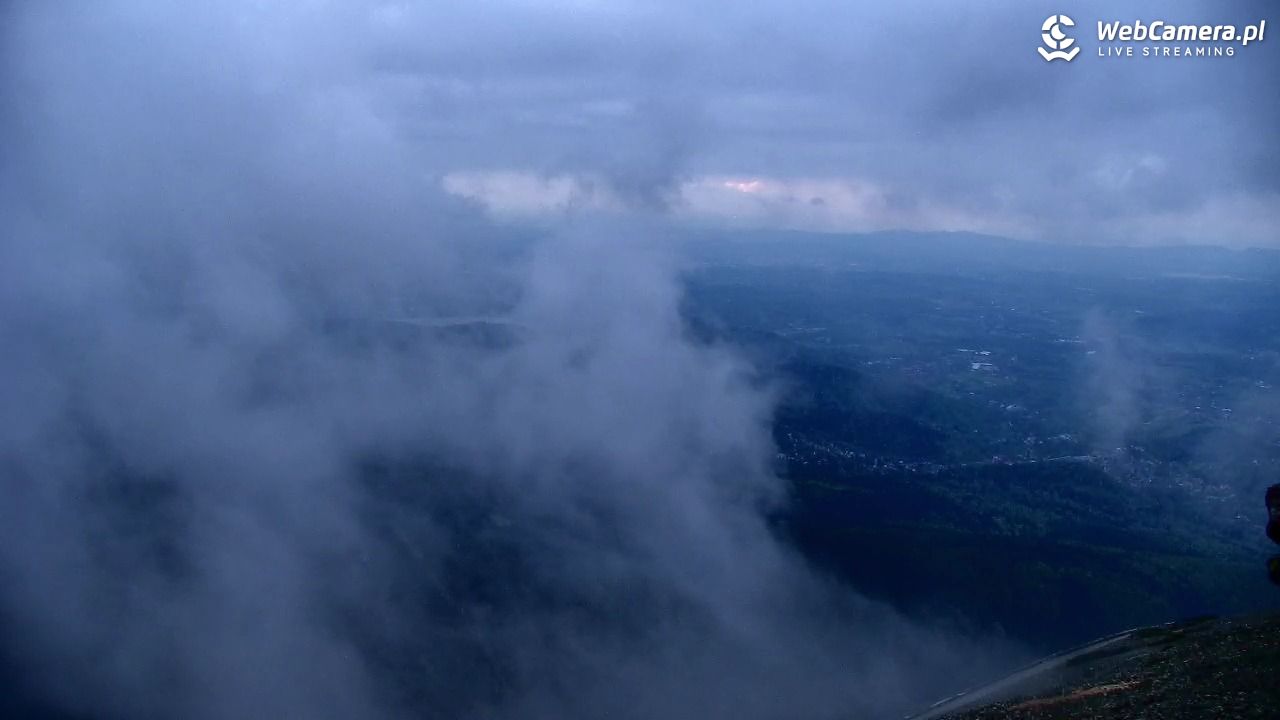 ŚNIEŻKA - widok z 1603 m n.p.m. - 09 maj 2026, 19:13