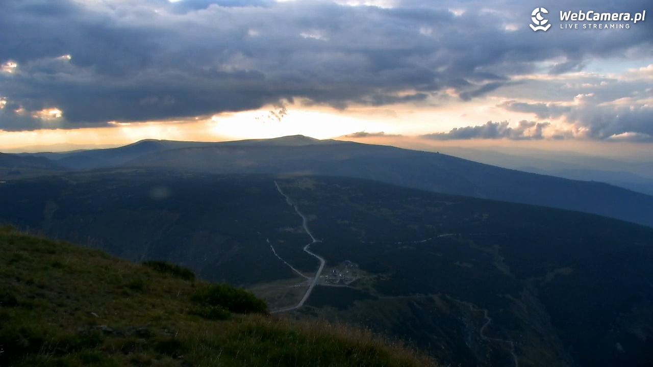 ŚNIEŻKA - widok z 1603 m n.p.m. - 08 wresień 2025, 18:25