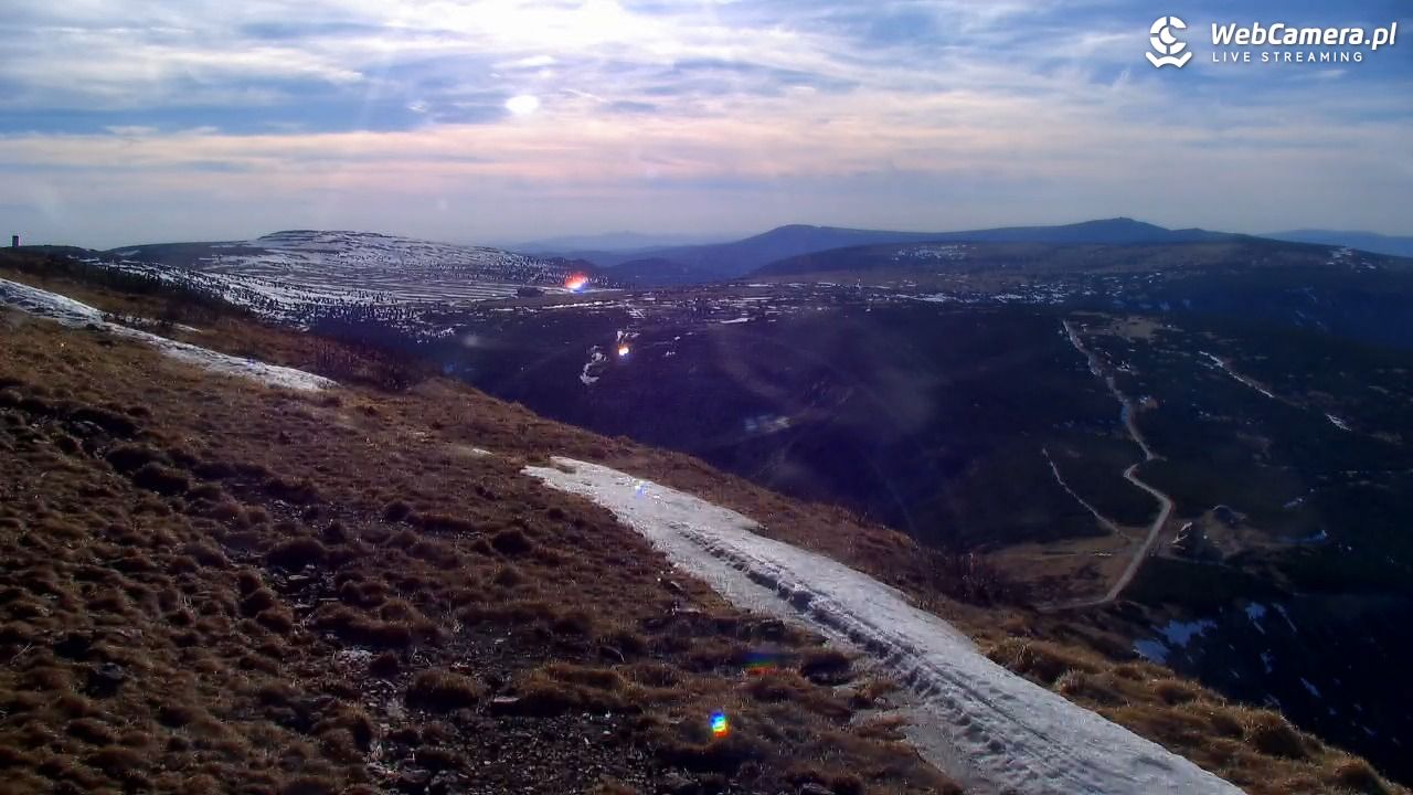 ŚNIEŻKA - widok z 1603 m n.p.m. - 03 maj 2026, 17:47