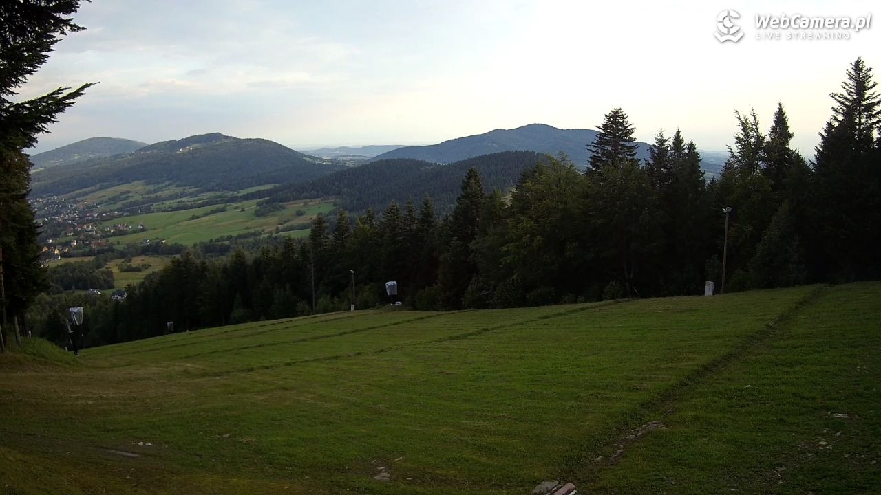 Kasina SKI - widok na trasy NOWOŚĆ - 03 sierpień 2025, 06:31