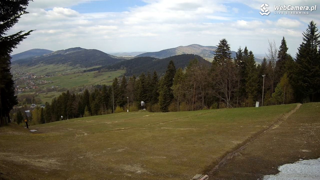 Kasina SKI - widok na trasy NOWOŚĆ - 01 maj 2026, 13:22
