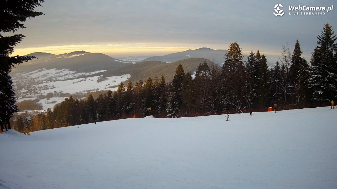 Kasina SKI - widok na trasy NOWOŚĆ - 29 listopad 2025, 15:15