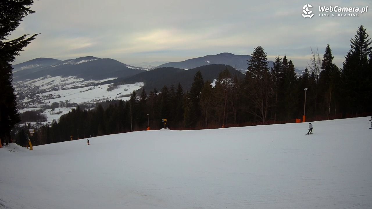 Kasina SKI - widok na trasy NOWOŚĆ - 03 grudzień 2025, 14:09