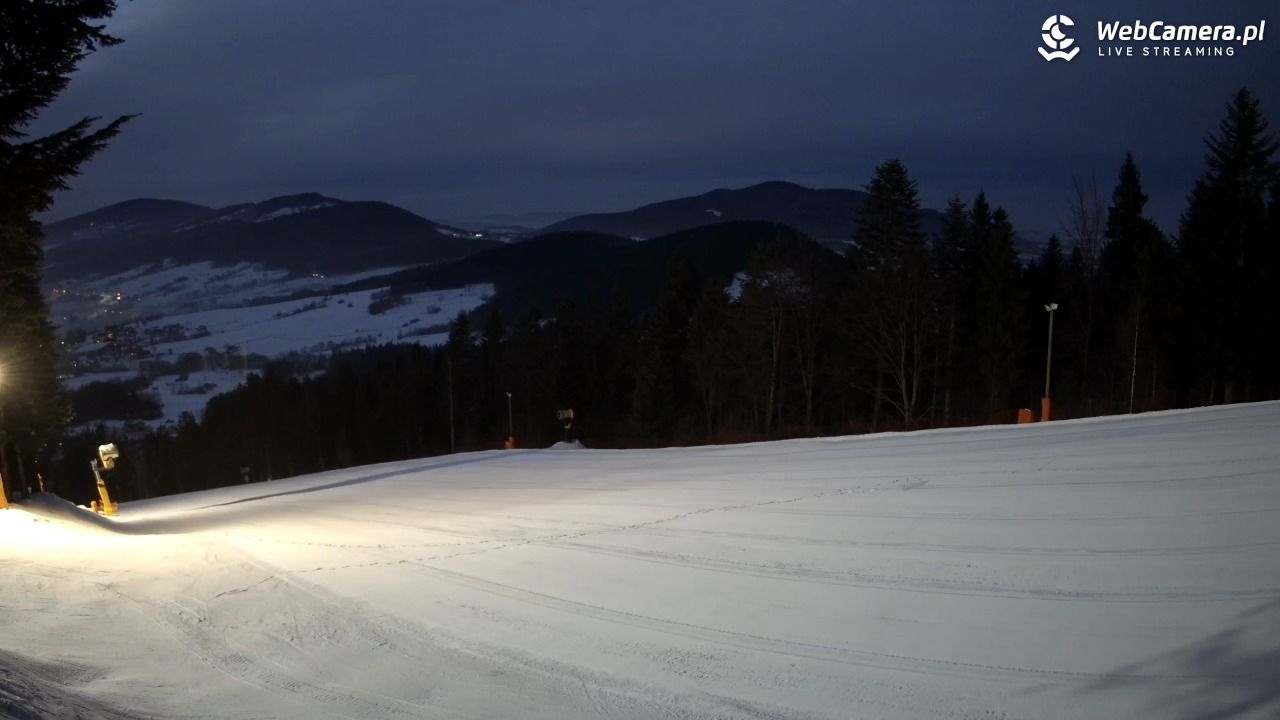 Kasina SKI - widok na trasy NOWOŚĆ - 03 grudzień 2025, 16:21