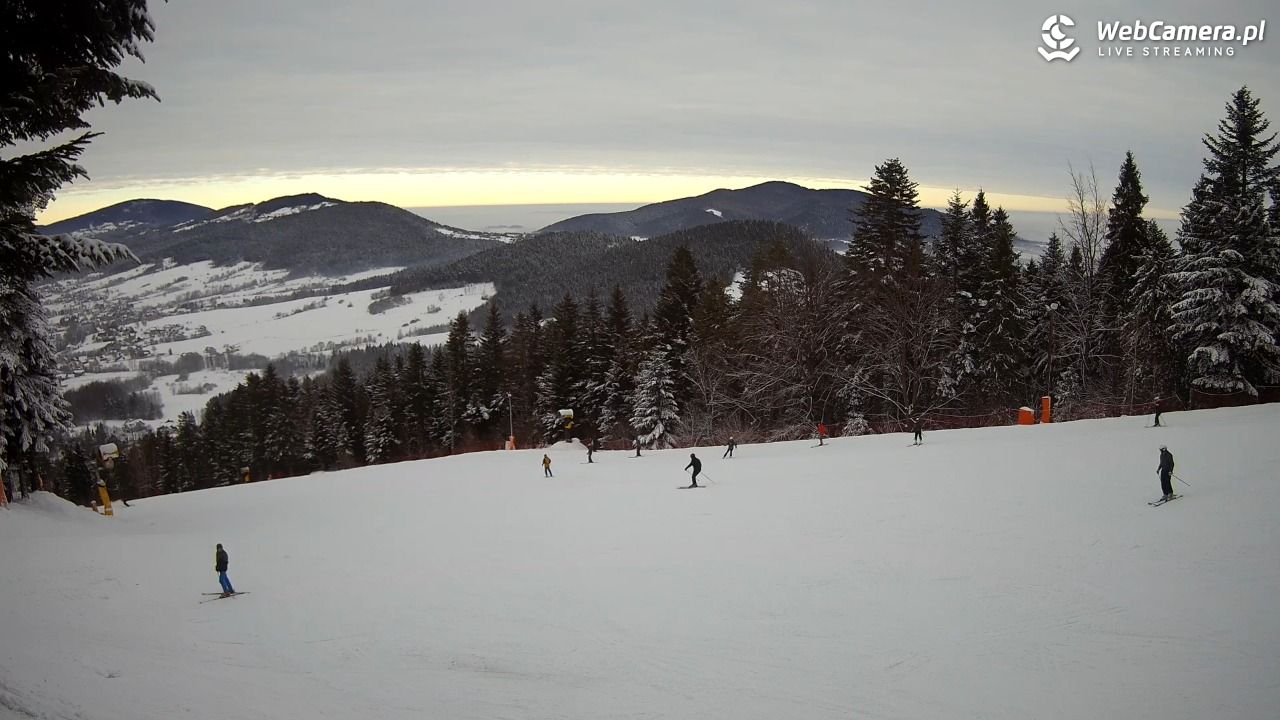 Kasina SKI - widok na trasy NOWOŚĆ - 29 listopad 2025, 09:33