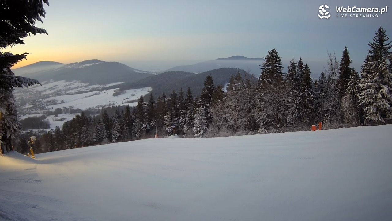 Kasina SKI - widok na trasy NOWOŚĆ - 28 listopad 2025, 16:05