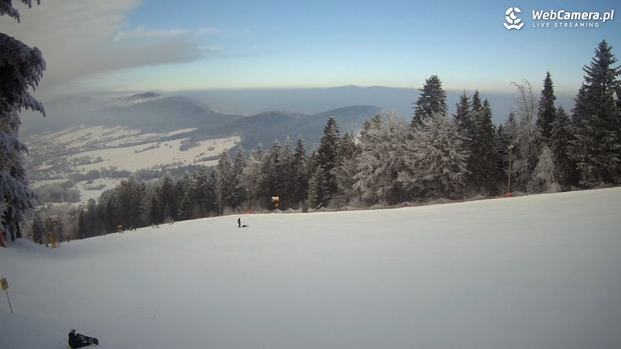Kasina SKI - widok na trasy NOWOŚĆ - 02 luty 2026, 11:27