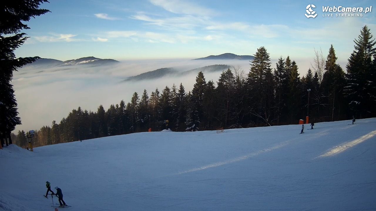 Kasina SKI - widok na trasy NOWOŚĆ - 30 listopad 2025, 14:43