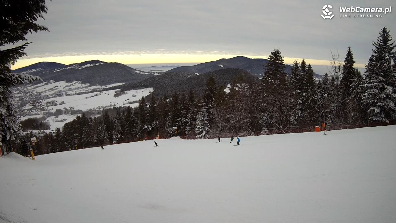Kasina SKI - widok na trasy NOWOŚĆ - 29 listopad 2025, 08:48