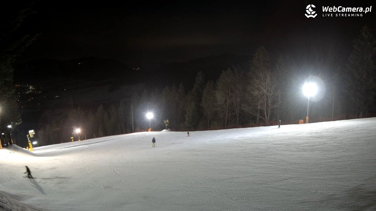 Kasina SKI - widok na trasy NOWOŚĆ - 03 grudzień 2025, 18:34