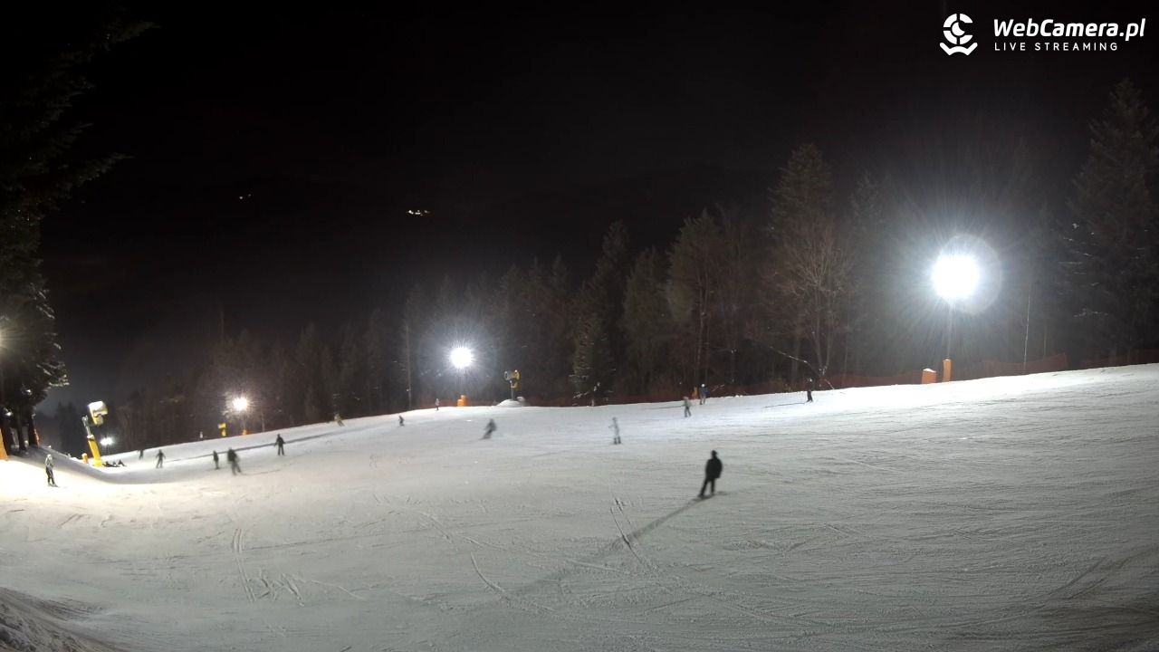 Kasina SKI - widok na trasy NOWOŚĆ - 30 listopad 2025, 18:42
