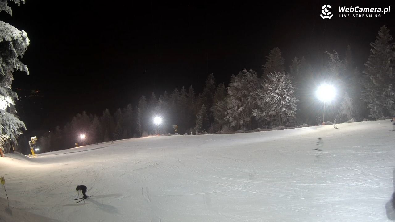 Kasina SKI - widok na trasy NOWOŚĆ - 03 luty 2026, 18:52