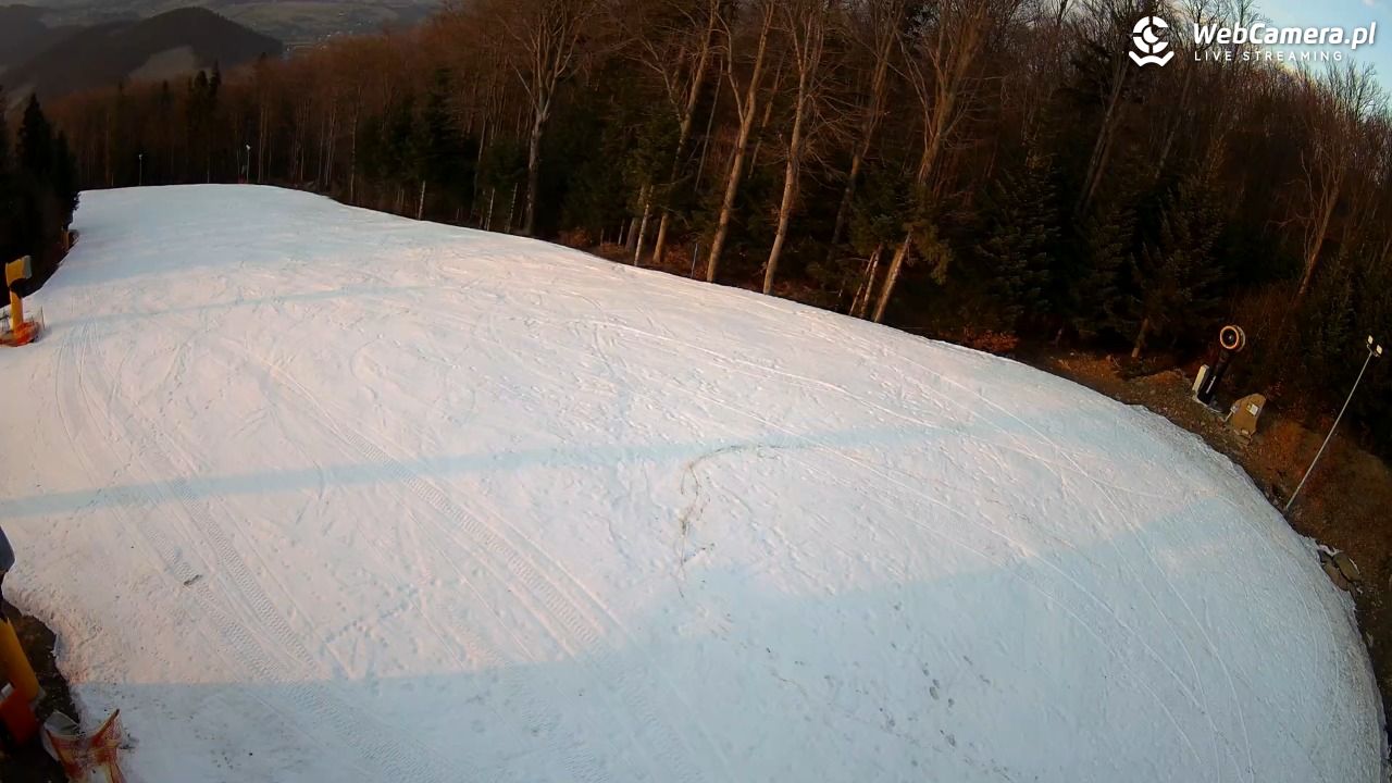 KASINA - SKI górna stacja wyciągu - 19 marzec 2026, 17:15